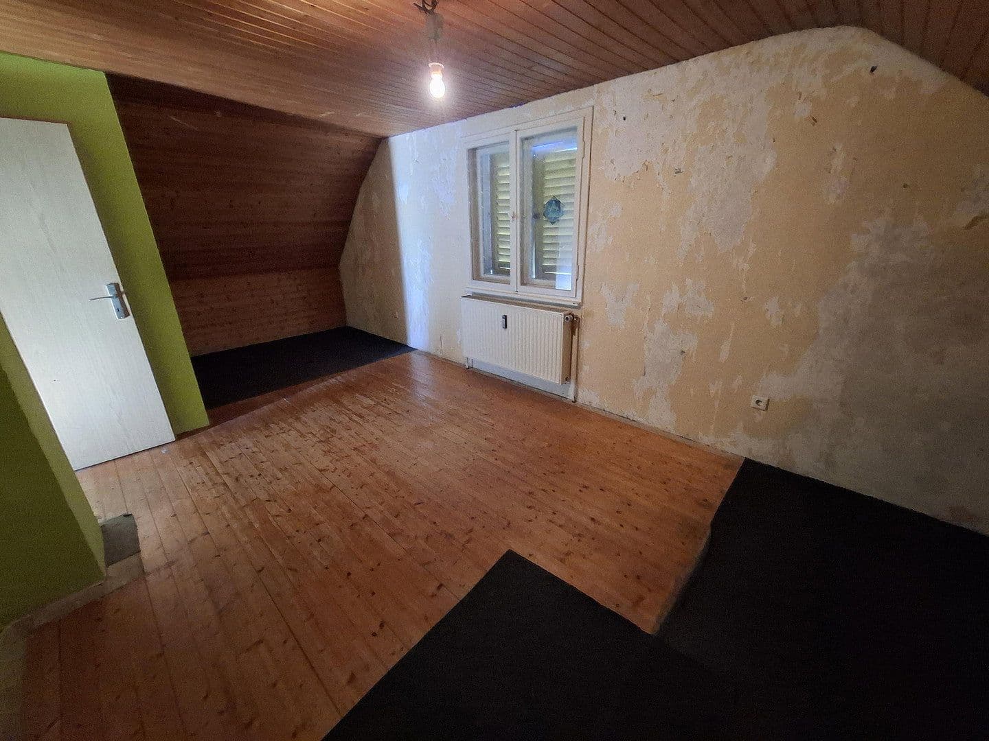 Prodej domu 100 m², pozemek 540 m², Nürnberg, Bavorsko Prodej domu 100 m², pozemek 540 m², Nürnberg, Bavorsko