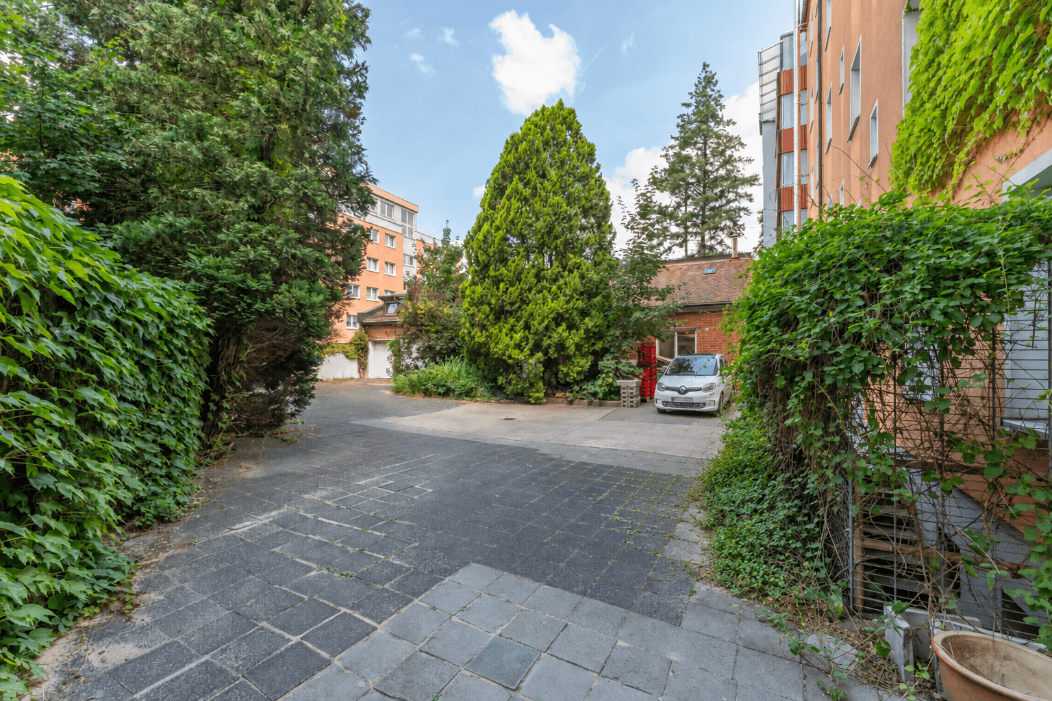 Pronájem bytu 2+kk 96 m², Nürnberg, Bavorsko Pronájem bytu 2+kk 96 m², Nürnberg, Bavorsko