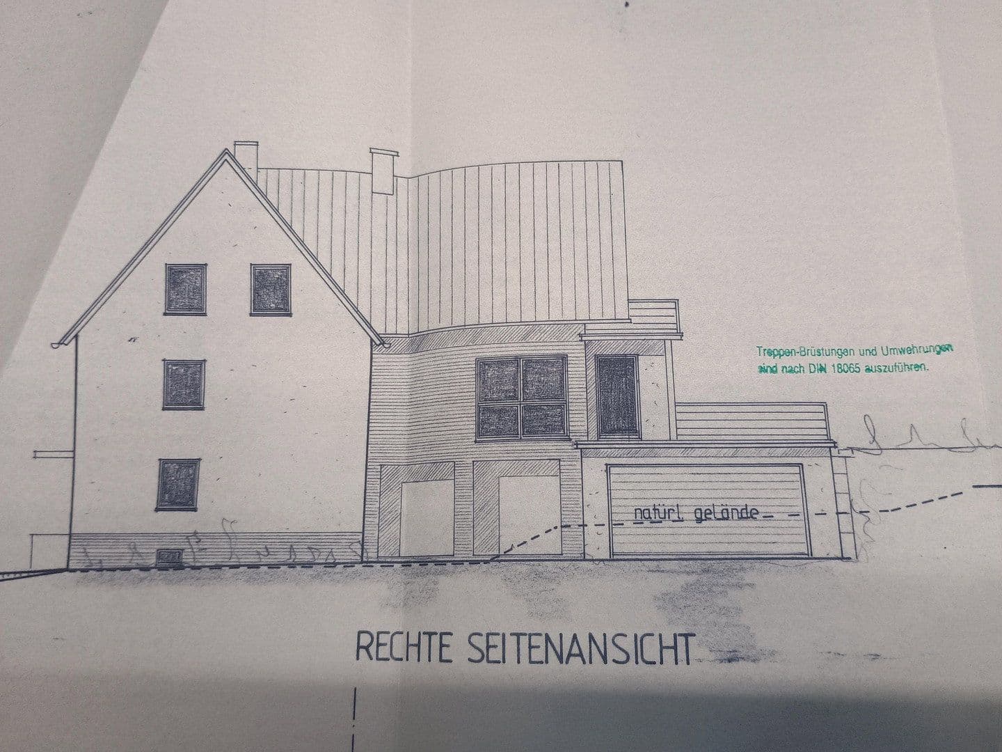 Prodej domu 378 m², pozemek 1.202 m², Otterberg, Porýní-Falc Prodej domu 378 m², pozemek 1.202 m², Otterberg, Porýní-Falc