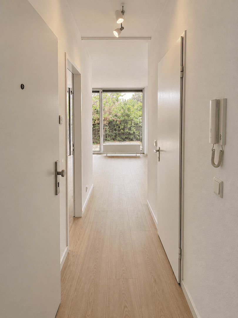 Pronájem bytu 2+1 58 m², Kölnstrasse 447, Bonn, Severní Porýní-Vestfálsko Pronájem bytu 2+1 58 m², Kölnstrasse 447, Bonn, Severní Porýní-Vestfálsko