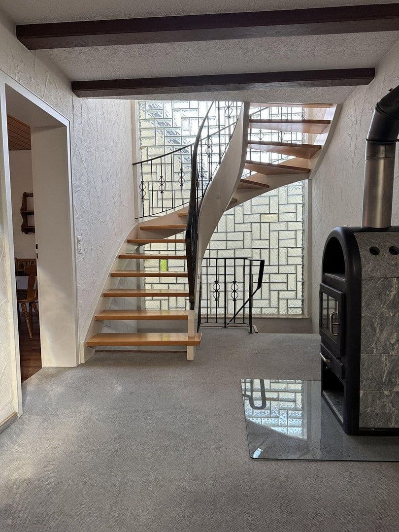 Pronájem domu 142 m², pozemek 232 m², Kohlweilerstr. 9, Albstadt, Bádensko-Württembersko Pronájem domu 142 m², pozemek 232 m², Kohlweilerstr. 9, Albstadt, Bádensko-Württembersko