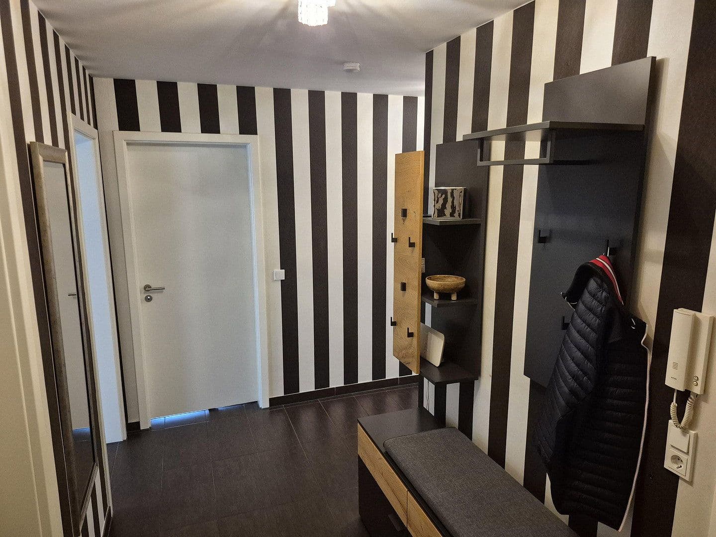 Prodej bytu 4+1 102 m², Troisdorf, Severní Porýní-Vestfálsko Prodej bytu 4+1 102 m², Troisdorf, Severní Porýní-Vestfálsko