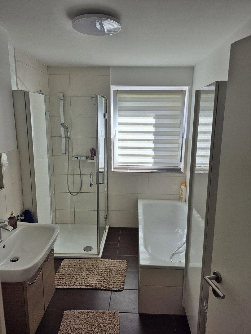 Prodej bytu 4+1 102 m², Troisdorf, Severní Porýní-Vestfálsko Prodej bytu 4+1 102 m², Troisdorf, Severní Porýní-Vestfálsko