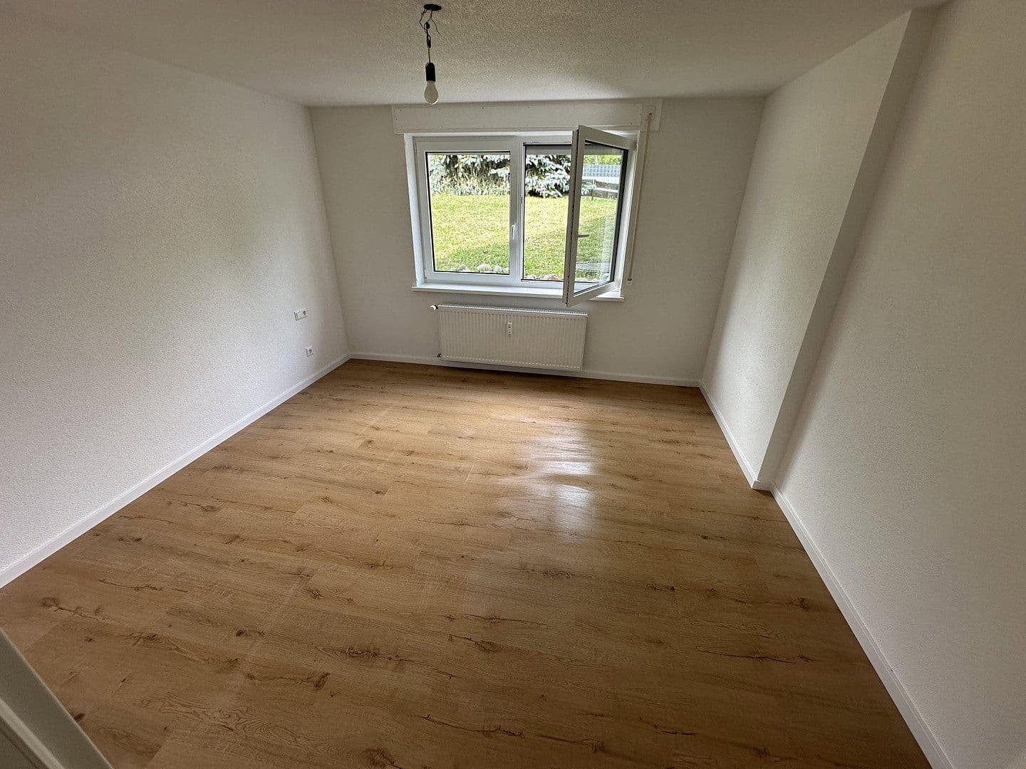 Pronájem bytu 2+1 65 m², Kehl, Bádensko-Württembersko Pronájem bytu 2+1 65 m², Kehl, Bádensko-Württembersko