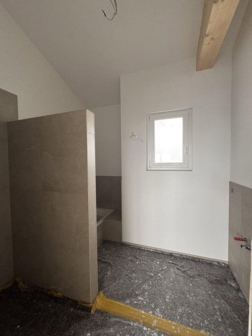 Pronájem bytu 4+1 99 m², Flörsheim, Hessen Pronájem bytu 4+1 99 m², Flörsheim, Hessen