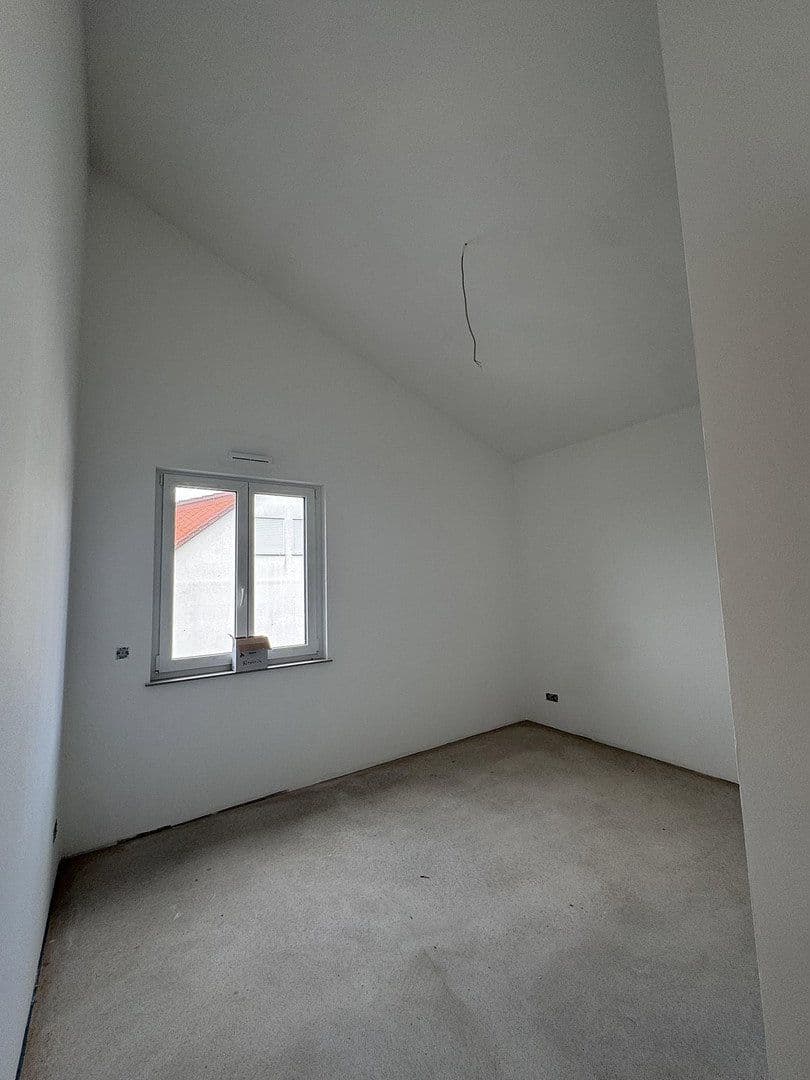Pronájem bytu 4+1 99 m², Flörsheim, Hessen Pronájem bytu 4+1 99 m², Flörsheim, Hessen