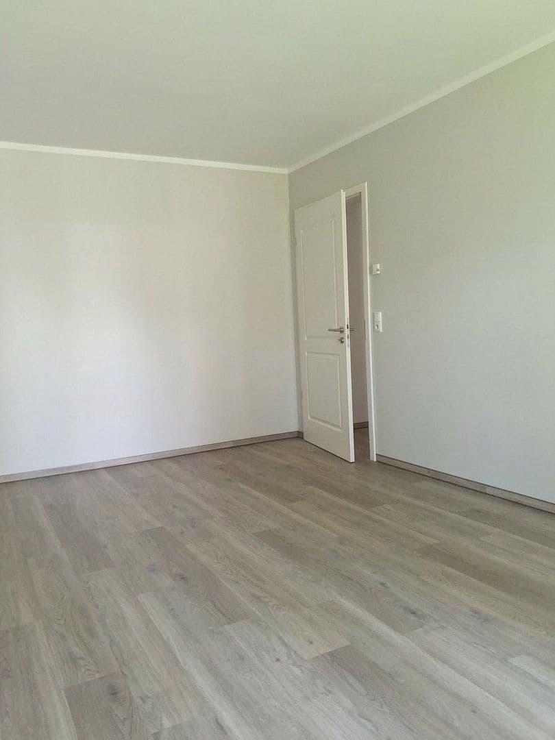 Pronájem domu 130 m², pozemek 250 m², Cottbus Kiekebusch, Braniborsko Pronájem domu 130 m², pozemek 250 m², Cottbus Kiekebusch, Braniborsko