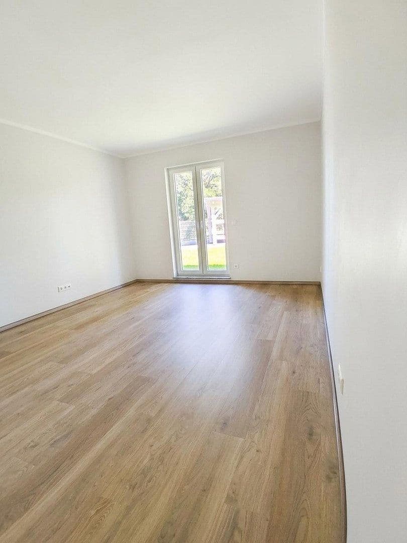 Pronájem domu 130 m², pozemek 250 m², Cottbus Kiekebusch, Braniborsko Pronájem domu 130 m², pozemek 250 m², Cottbus Kiekebusch, Braniborsko