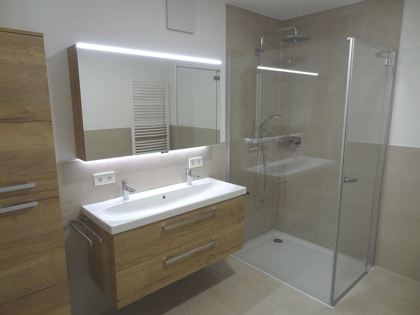 Pronájem bytu 4+1 96 m², Ulm, Bádensko-Württembersko Pronájem bytu 4+1 96 m², Ulm, Bádensko-Württembersko