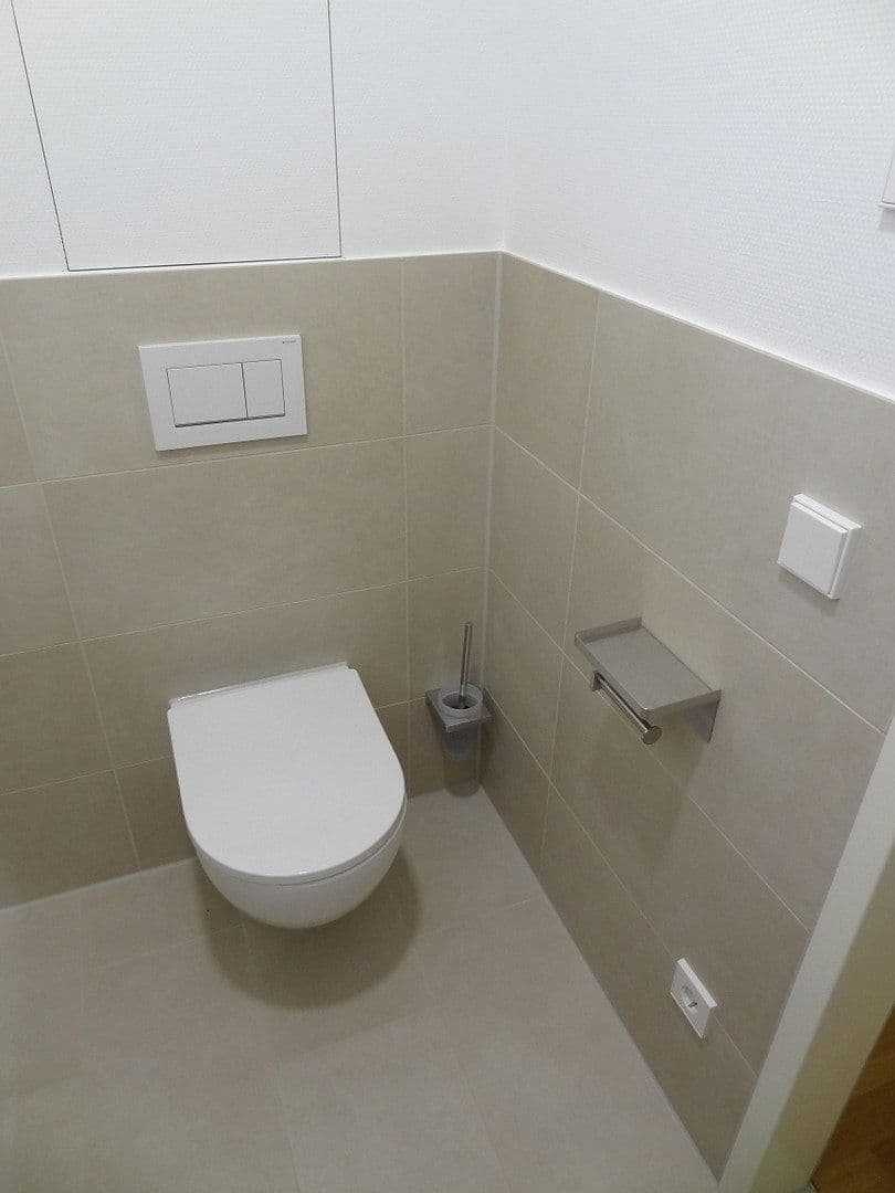 Pronájem bytu 4+1 96 m², Ulm, Bádensko-Württembersko Pronájem bytu 4+1 96 m², Ulm, Bádensko-Württembersko