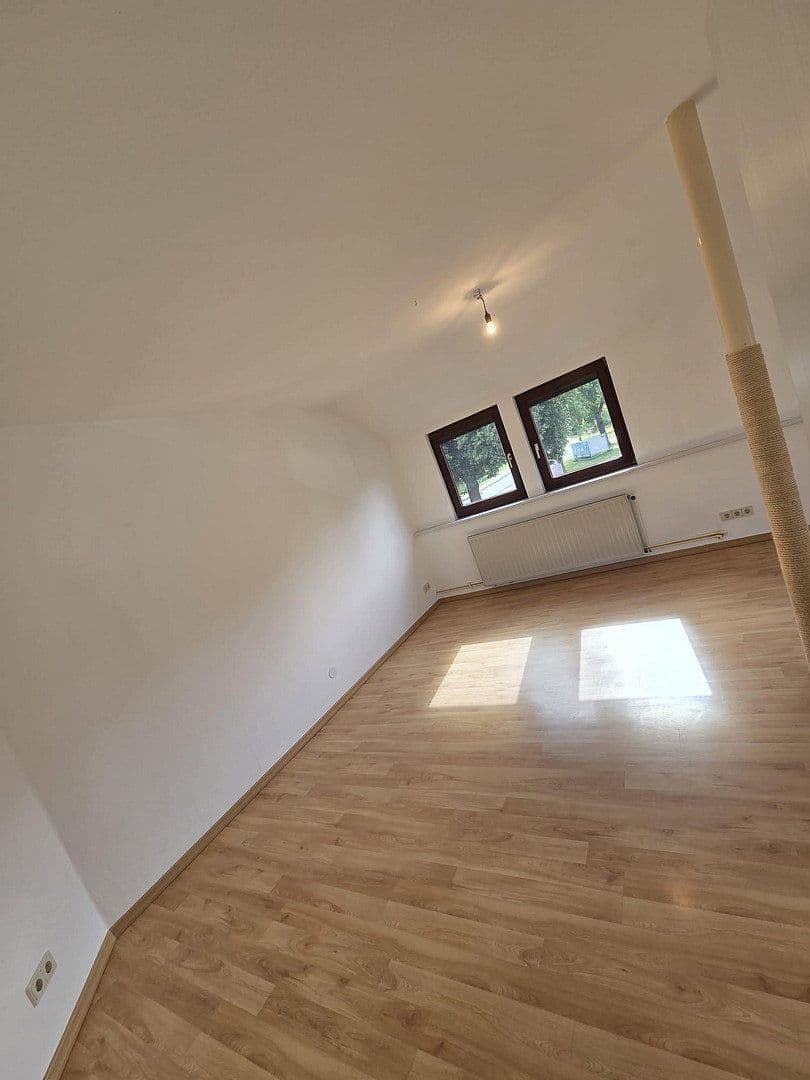 Pronájem bytu 3+1 115 m², Verdenerstr 17, Thedinghausen, Dolní Sasko Pronájem bytu 3+1 115 m², Verdenerstr 17, Thedinghausen, Dolní Sasko