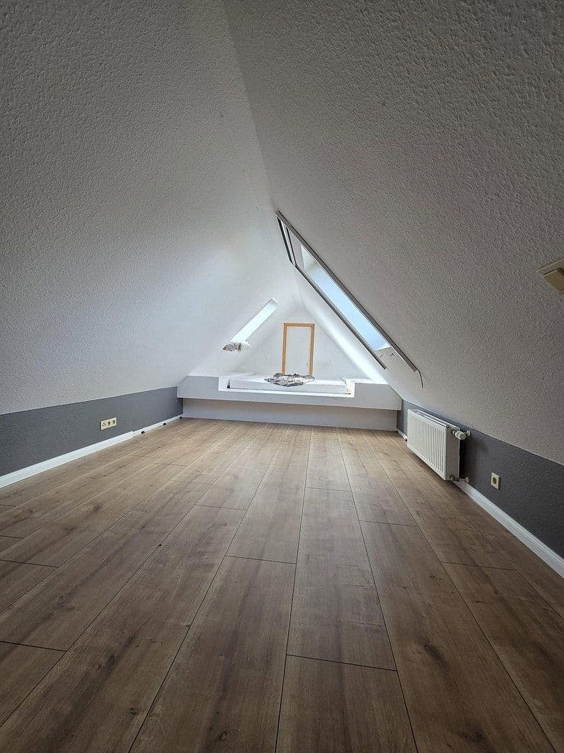 Pronájem bytu 3+1 115 m², Verdenerstr 17, Thedinghausen, Dolní Sasko Pronájem bytu 3+1 115 m², Verdenerstr 17, Thedinghausen, Dolní Sasko