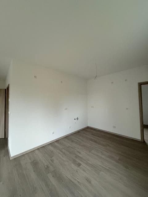 Pronájem bytu 3+1 83 m², Bremer Str 53, Berlin, Berlín Pronájem bytu 3+1 83 m², Bremer Str 53, Berlin, Berlín