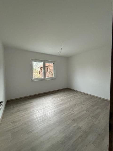 Pronájem bytu 3+1 83 m², Bremer Str 53, Berlin, Berlín Pronájem bytu 3+1 83 m², Bremer Str 53, Berlin, Berlín