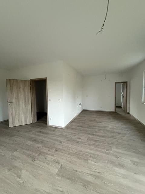 Pronájem bytu 3+1 83 m², Bremer Str 53, Berlin, Berlín Pronájem bytu 3+1 83 m², Bremer Str 53, Berlin, Berlín