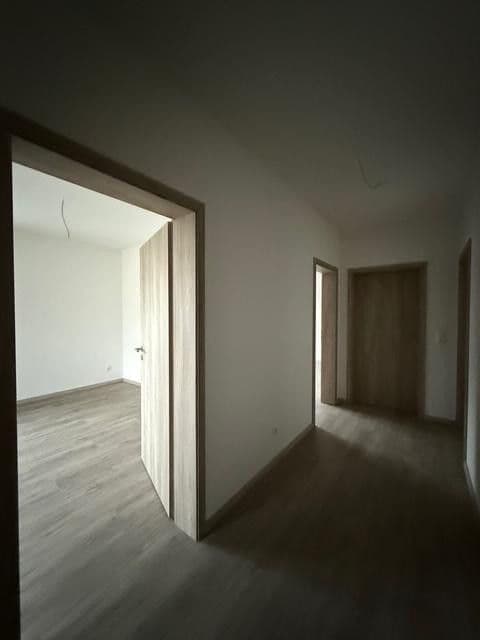 Pronájem bytu 3+1 83 m², Bremer Str 53, Berlin, Berlín Pronájem bytu 3+1 83 m², Bremer Str 53, Berlin, Berlín