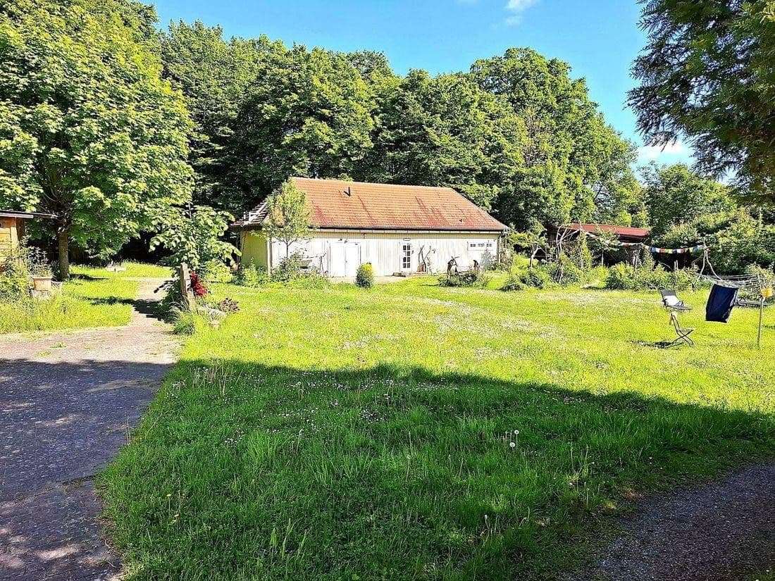 Prodej domu 1.007 m², pozemek 74.904 m², Buchenhain 32, Boitzenburger Land, Braniborsko Prodej domu 1.007 m², pozemek 74.904 m², Buchenhain 32, Boitzenburger Land, Braniborsko