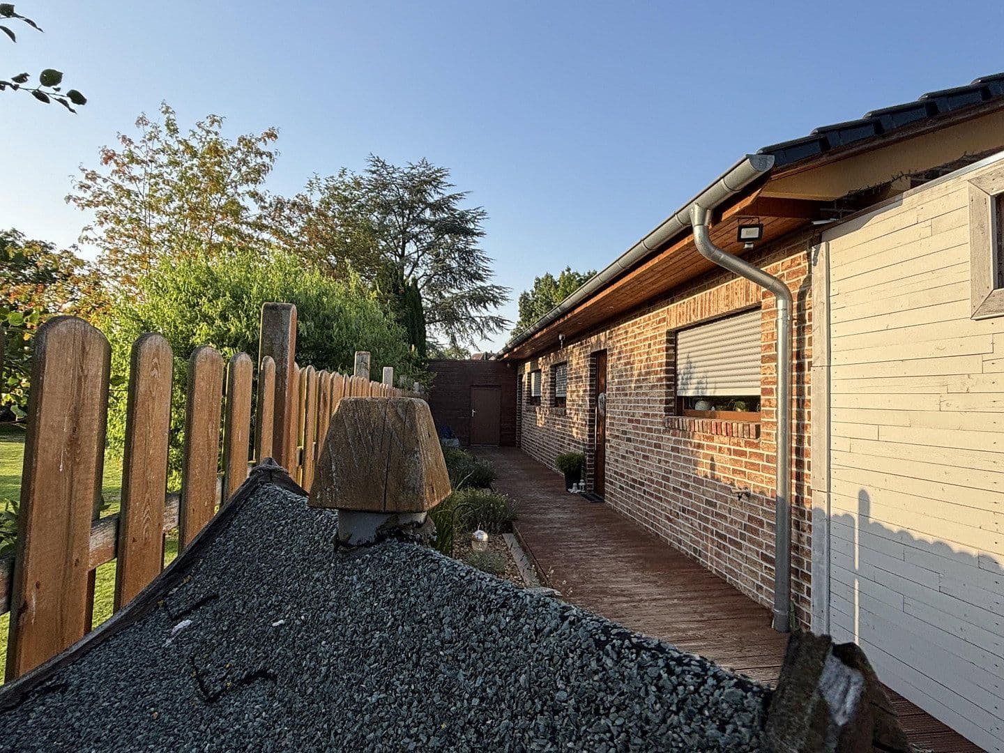 Prodej domu 155 m², pozemek 555 m², Vechelde, Dolní Sasko Prodej domu 155 m², pozemek 555 m², Vechelde, Dolní Sasko