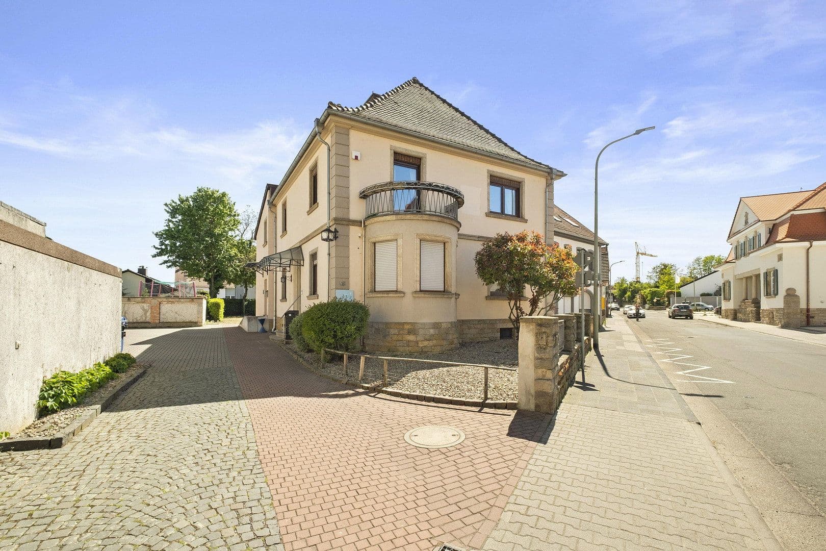 Prodej domu 384 m², pozemek 763 m², Freinsheim, Porýní-Falc Prodej domu 384 m², pozemek 763 m², Freinsheim, Porýní-Falc