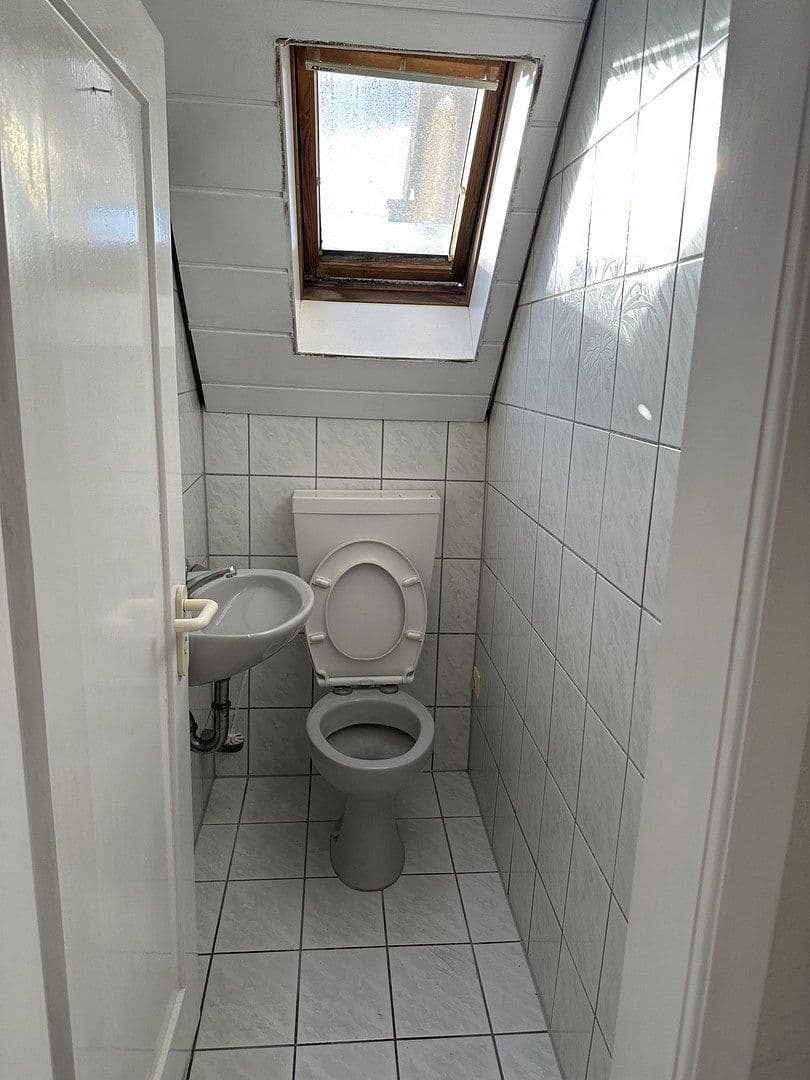 Pronájem bytu 4+1 80 m², Oppenweiler, Bádensko-Württembersko Pronájem bytu 4+1 80 m², Oppenweiler, Bádensko-Württembersko