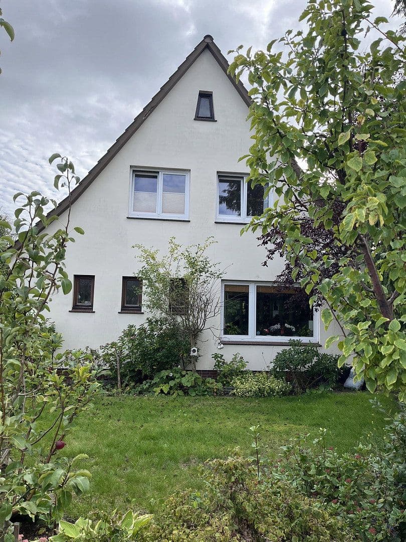Prodej domu 107 m², pozemek 535 m², Schenefeld, Šlesvicko-Holštýnsko Prodej domu 107 m², pozemek 535 m², Schenefeld, Šlesvicko-Holštýnsko