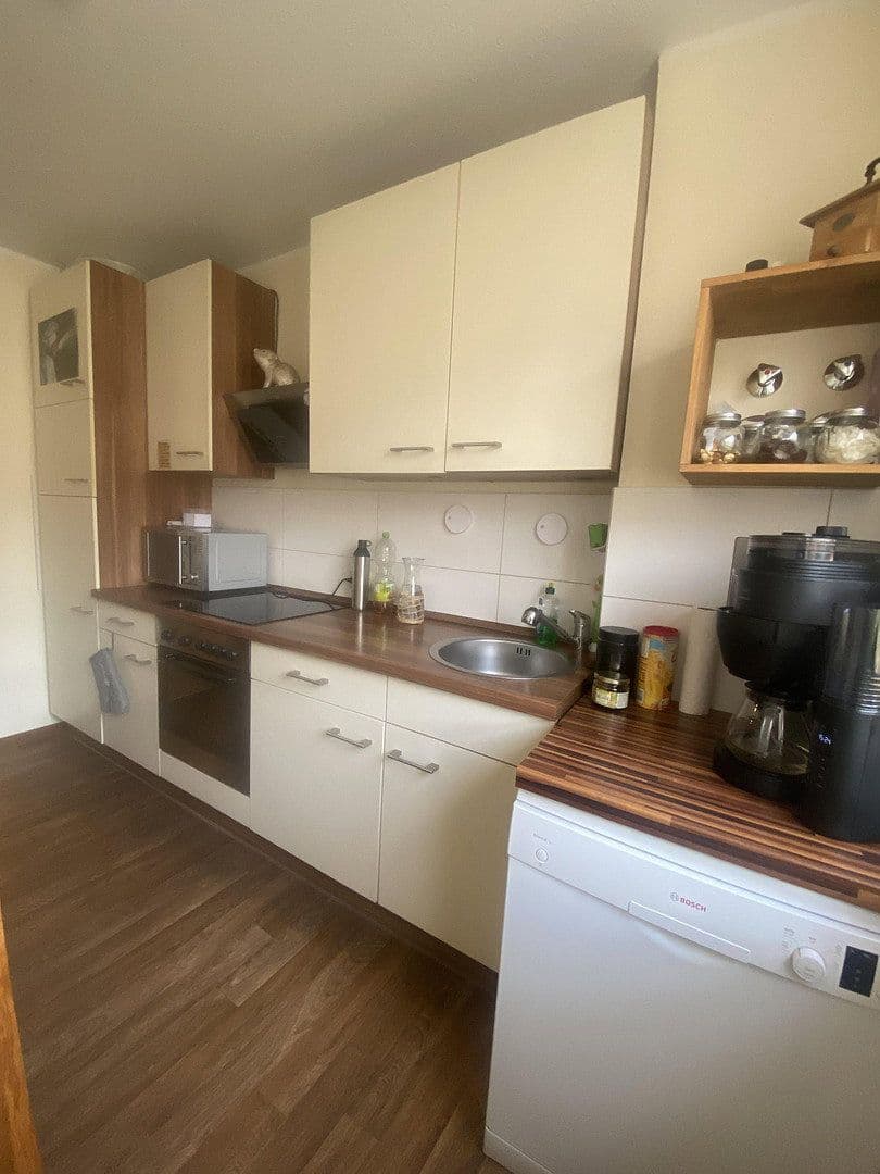 Prodej bytu 3+1 81 m², Blumhardthof 19, Hannover, Dolní Sasko Prodej bytu 3+1 81 m², Blumhardthof 19, Hannover, Dolní Sasko