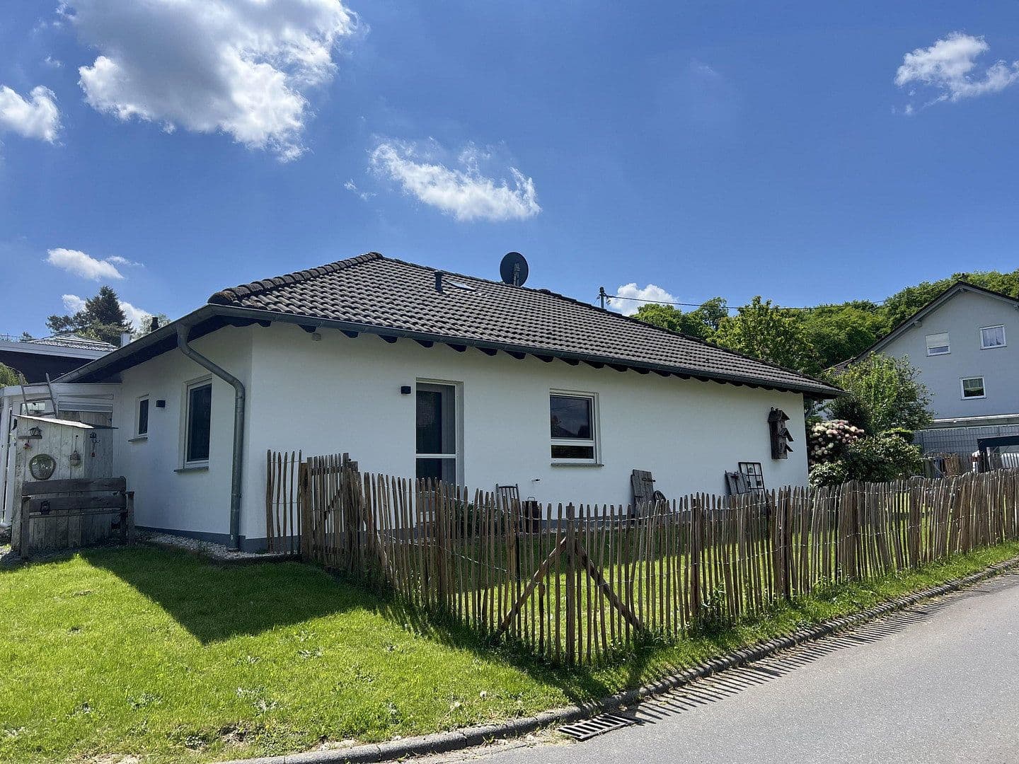 Prodej domu 132 m², pozemek 679 m², Steimel, Porýní-Falc Prodej domu 132 m², pozemek 679 m², Steimel, Porýní-Falc