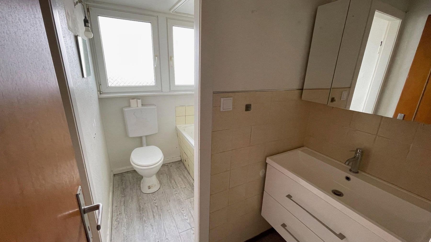 Prodej domu 492 m², pozemek 381 m², Further Straße 86, Neuss, Severní Porýní-Vestfálsko Prodej domu 492 m², pozemek 381 m², Further Straße 86, Neuss, Severní Porýní-Vestfálsko