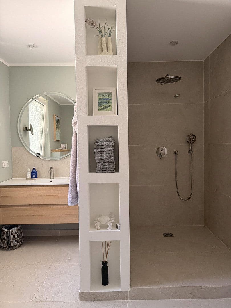 Prodej domu 260 m², pozemek 821 m², Berlin, Berlín Prodej domu 260 m², pozemek 821 m², Berlin, Berlín