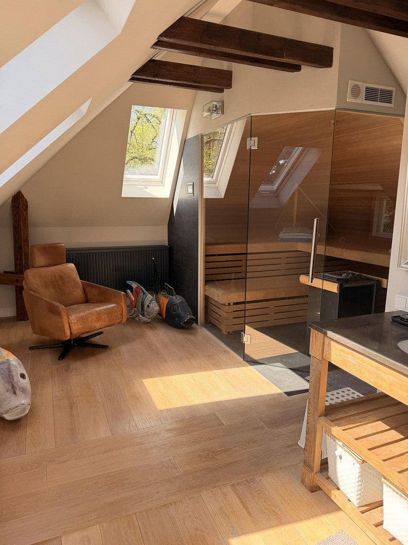Prodej domu 260 m², pozemek 821 m², Berlin, Berlín Prodej domu 260 m², pozemek 821 m², Berlin, Berlín