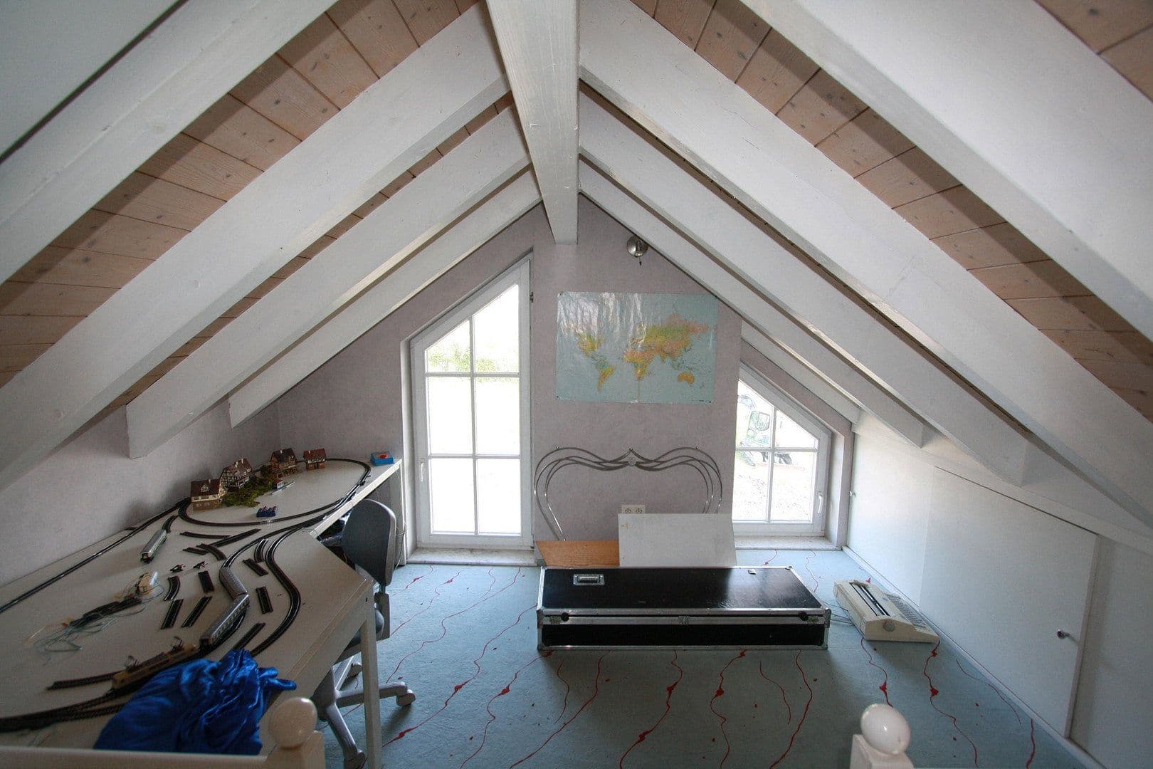 Prodej domu 274 m², pozemek 994 m², Öhringen, Bádensko-Württembersko Prodej domu 274 m², pozemek 994 m², Öhringen, Bádensko-Württembersko