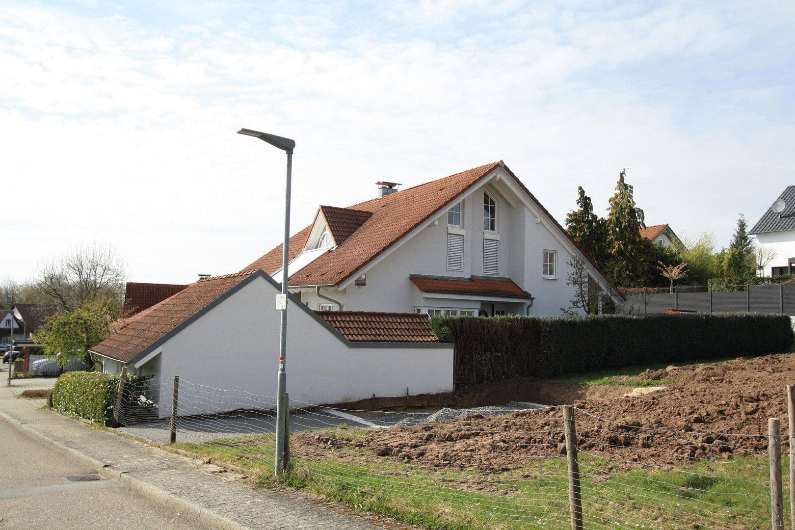 Prodej domu 274 m², pozemek 994 m², Öhringen, Bádensko-Württembersko Prodej domu 274 m², pozemek 994 m², Öhringen, Bádensko-Württembersko