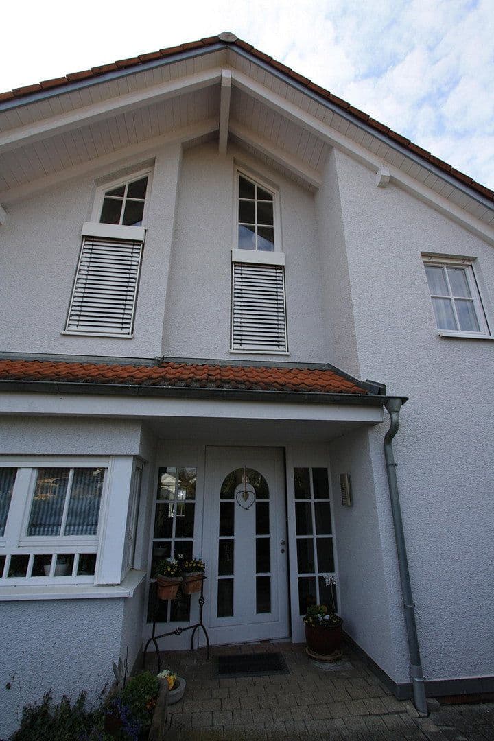 Prodej domu 274 m², pozemek 994 m², Öhringen, Bádensko-Württembersko Prodej domu 274 m², pozemek 994 m², Öhringen, Bádensko-Württembersko