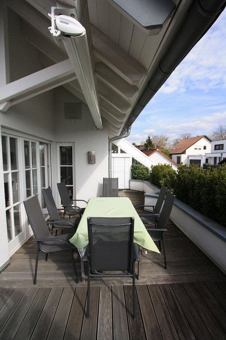 Prodej domu 274 m², pozemek 994 m², Öhringen, Bádensko-Württembersko Prodej domu 274 m², pozemek 994 m², Öhringen, Bádensko-Württembersko