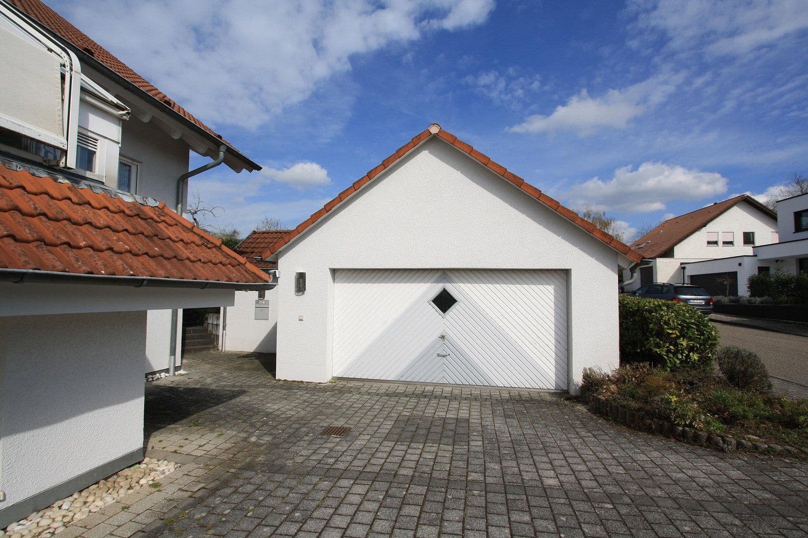 Prodej domu 274 m², pozemek 994 m², Öhringen, Bádensko-Württembersko Prodej domu 274 m², pozemek 994 m², Öhringen, Bádensko-Württembersko