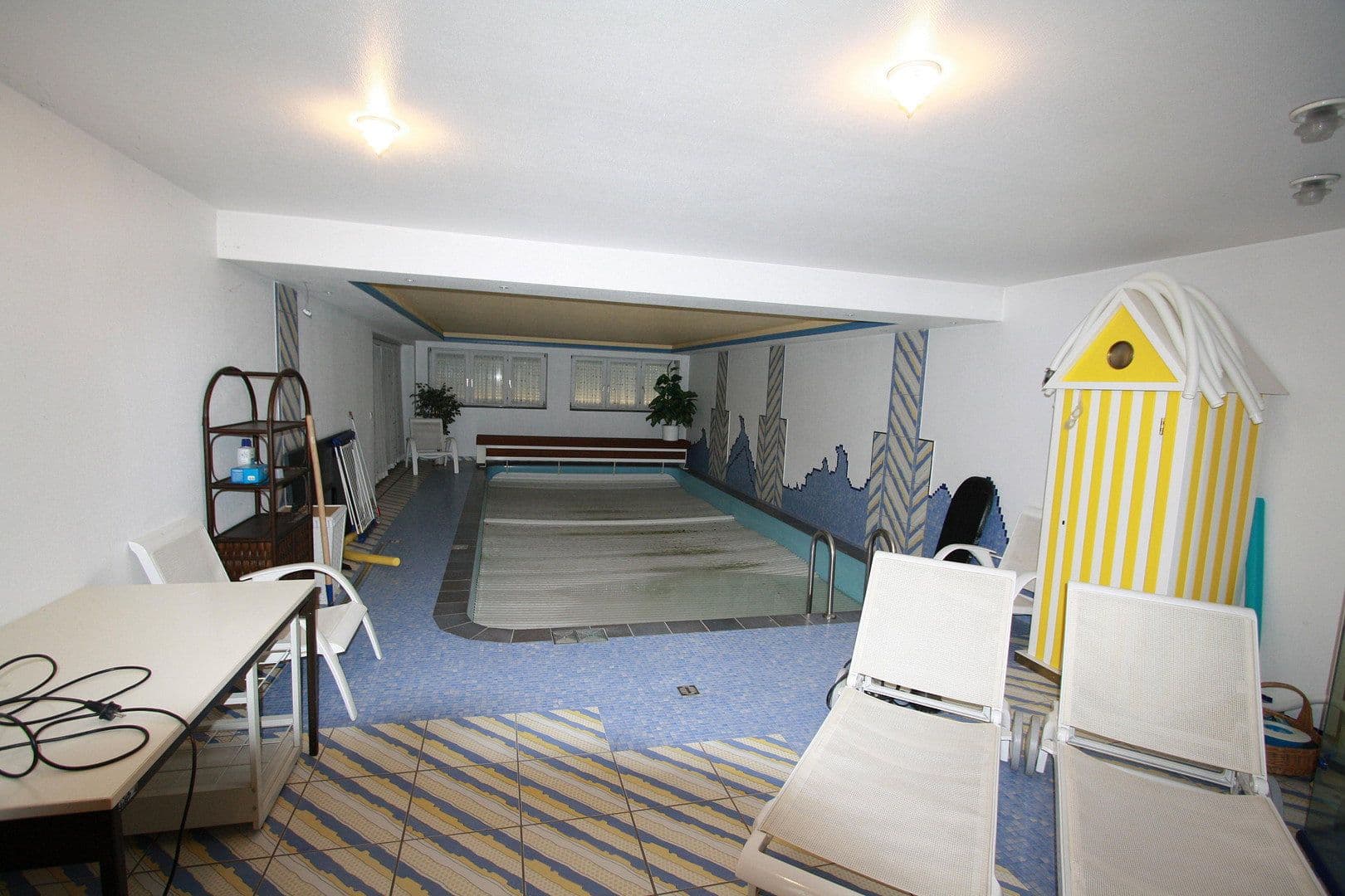 Prodej domu 274 m², pozemek 994 m², Öhringen, Bádensko-Württembersko Prodej domu 274 m², pozemek 994 m², Öhringen, Bádensko-Württembersko