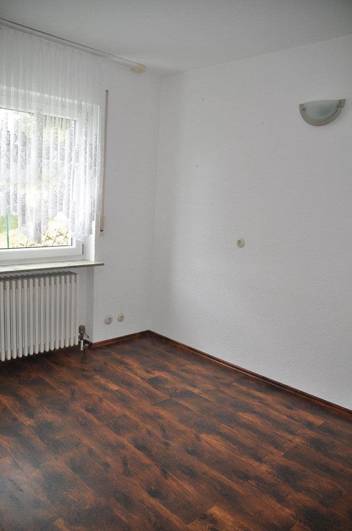 Prodej domu 164 m², pozemek 500 m², Albstadt, Bádensko-Württembersko Prodej domu 164 m², pozemek 500 m², Albstadt, Bádensko-Württembersko