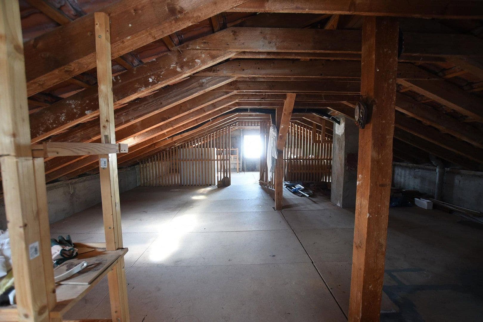 Prodej domu 164 m², pozemek 500 m², Albstadt, Bádensko-Württembersko Prodej domu 164 m², pozemek 500 m², Albstadt, Bádensko-Württembersko