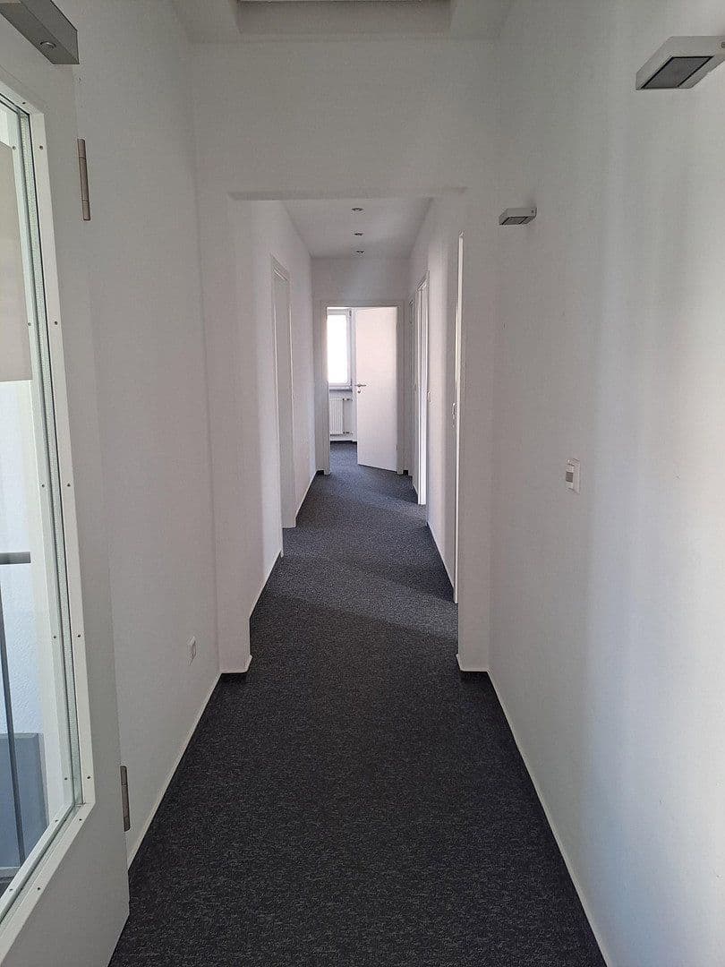 Pronájem kanceláře 120 m², Friedrichstraße 30, Schwetzingen, Bádensko-Württembersko Pronájem kanceláře 120 m², Friedrichstraße 30, Schwetzingen, Bádensko-Württembersko