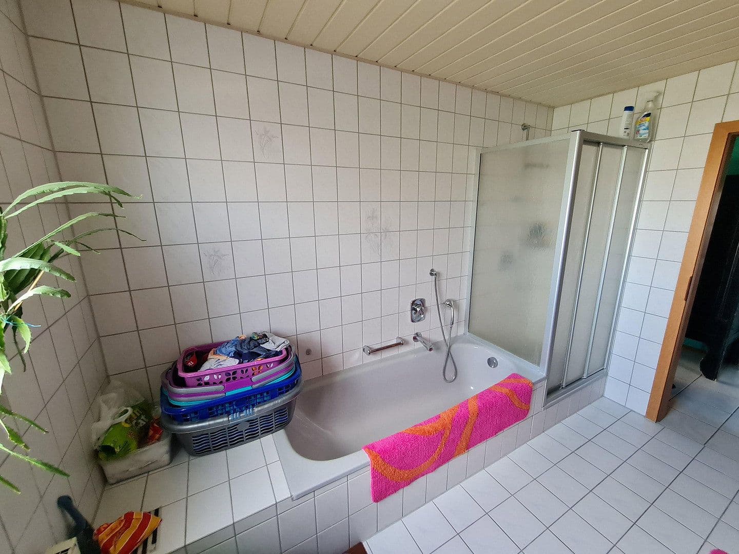 Pronájem bytu 4+1 105 m², Orchideenweg 3, Stutensee, Bádensko-Württembersko Pronájem bytu 4+1 105 m², Orchideenweg 3, Stutensee, Bádensko-Württembersko