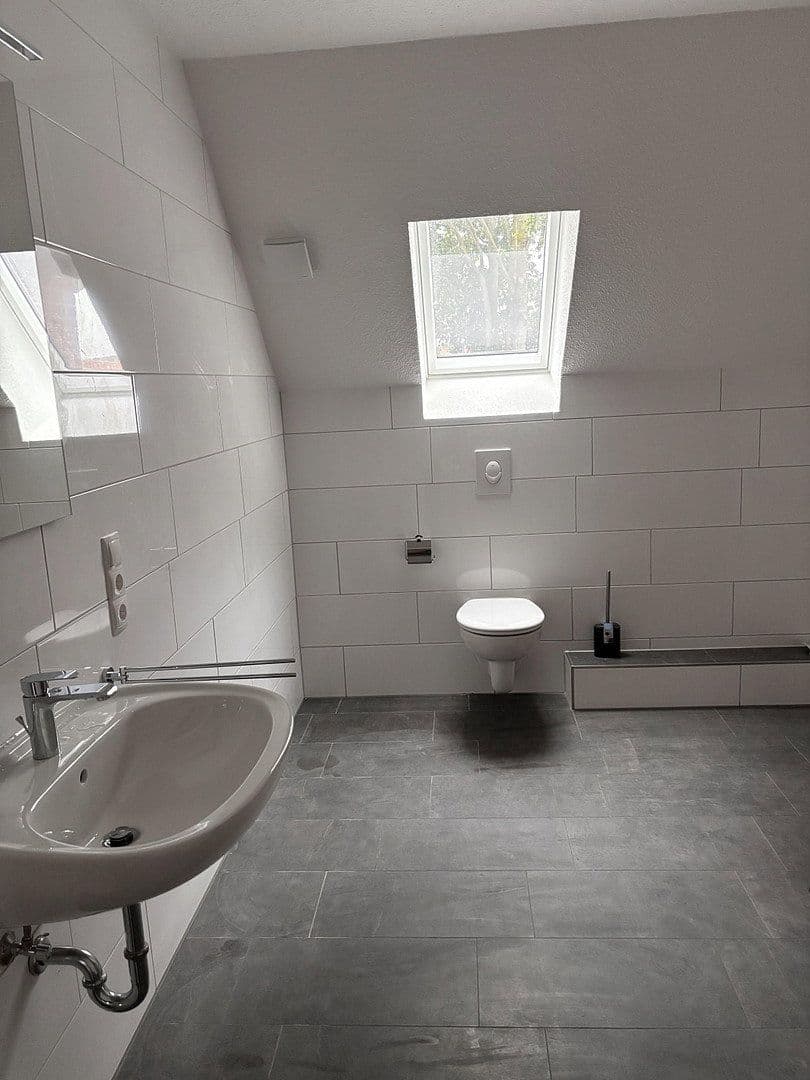 Pronájem bytu 5+1 118 m², Saterland - Seelterlound, Dolní Sasko Pronájem bytu 5+1 118 m², Saterland - Seelterlound, Dolní Sasko