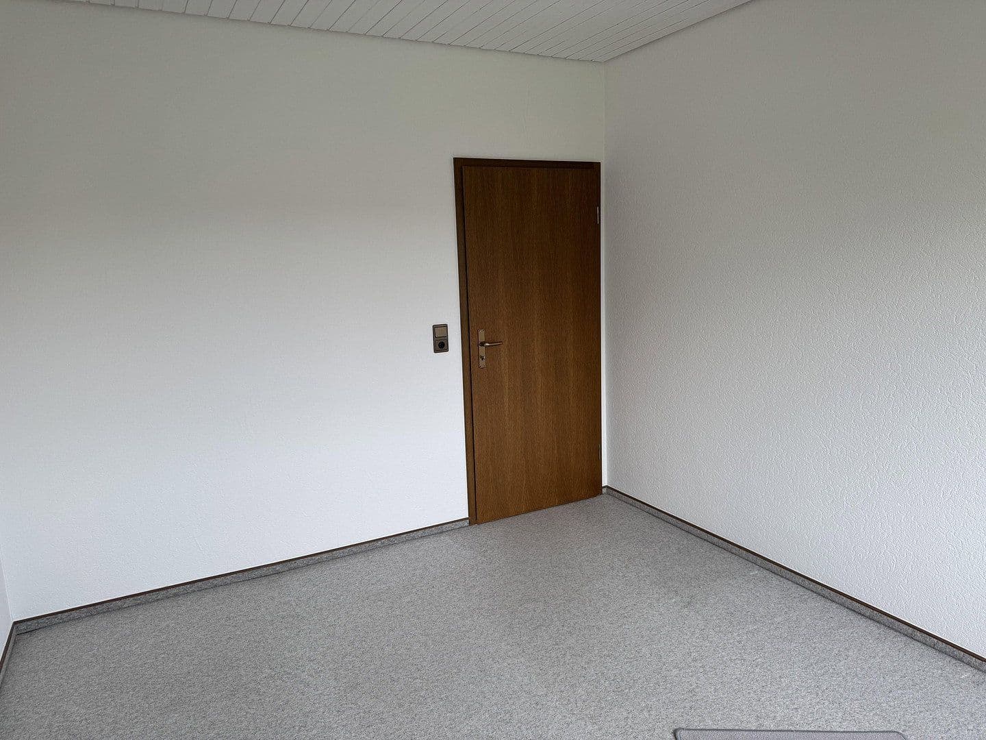 Pronájem domu 124 m², pozemek 239 m², Nördlingen, Bavorsko Pronájem domu 124 m², pozemek 239 m², Nördlingen, Bavorsko