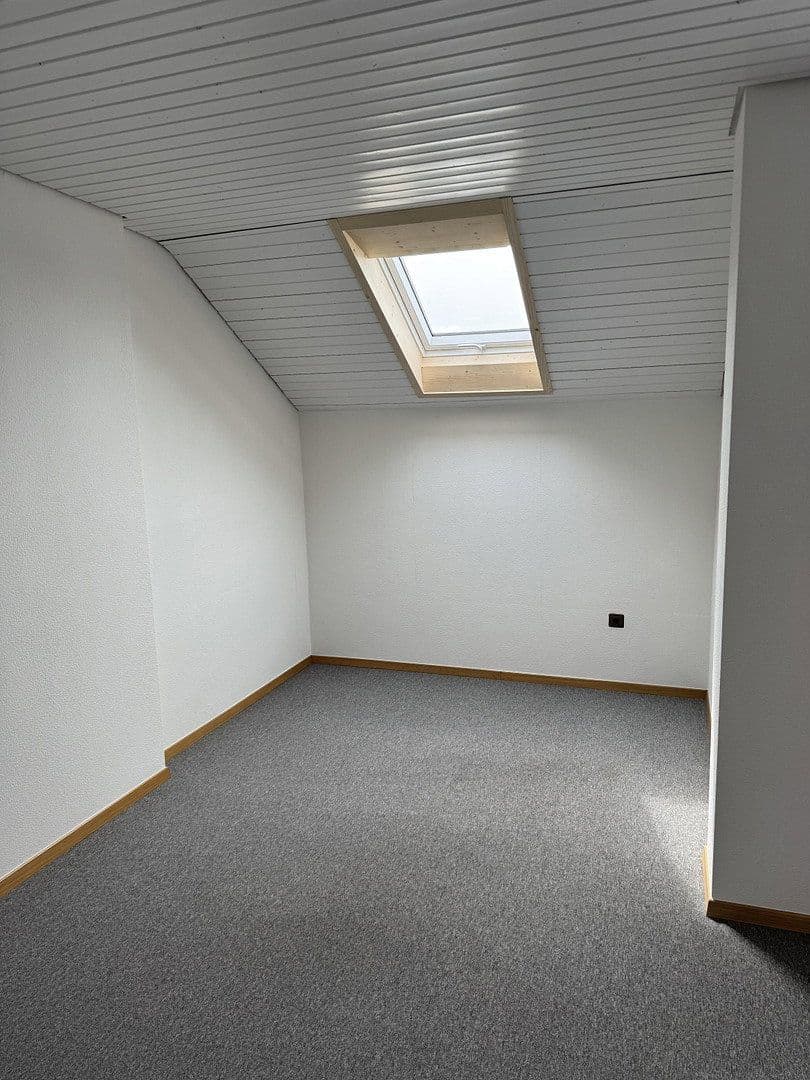 Pronájem domu 124 m², pozemek 239 m², Nördlingen, Bavorsko Pronájem domu 124 m², pozemek 239 m², Nördlingen, Bavorsko