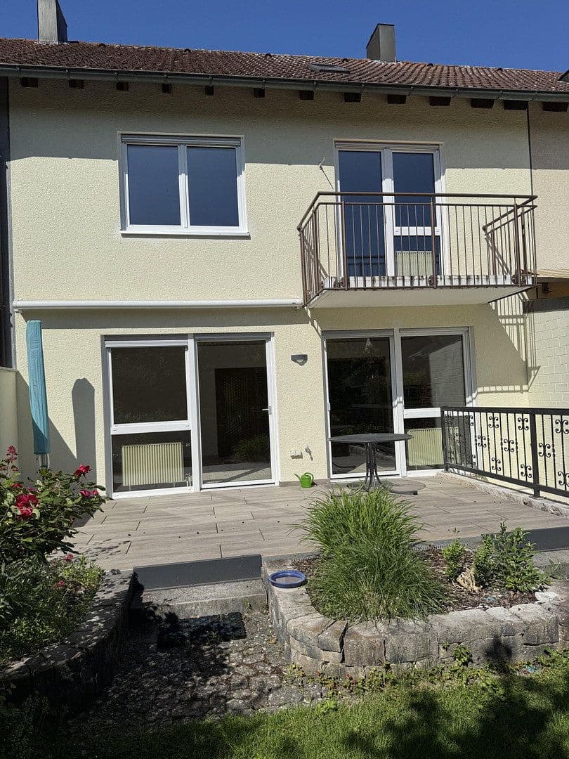 Pronájem domu 124 m², pozemek 239 m², Nördlingen, Bavorsko Pronájem domu 124 m², pozemek 239 m², Nördlingen, Bavorsko