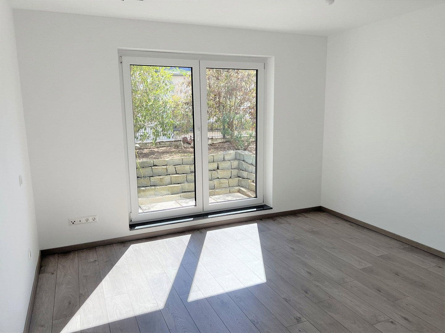 Prodej bytu 6+1 192 m², Am Hang 17, Wiesloch, Bádensko-Württembersko Prodej bytu 6+1 192 m², Am Hang 17, Wiesloch, Bádensko-Württembersko