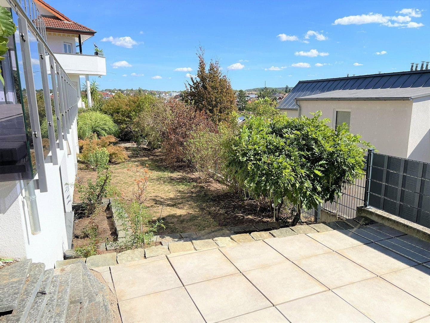 Prodej bytu 6+1 192 m², Am Hang 17, Wiesloch, Bádensko-Württembersko Prodej bytu 6+1 192 m², Am Hang 17, Wiesloch, Bádensko-Württembersko