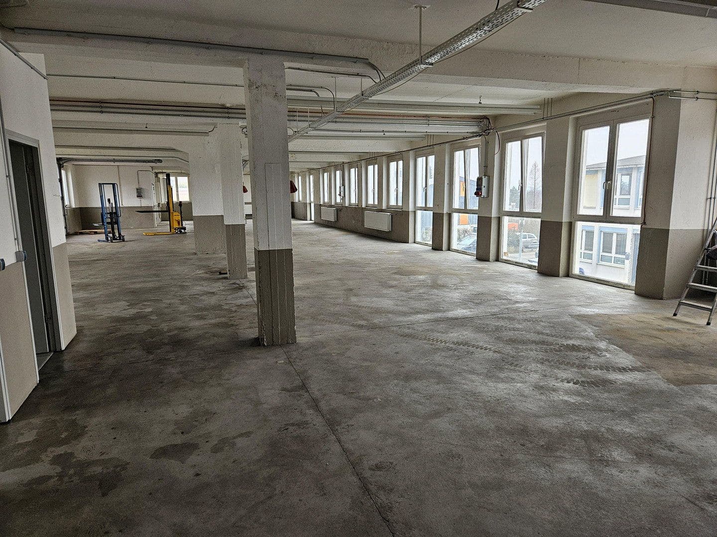 Pronájem nebytového prostoru 431 m², An der Steinert 7, Lüdenscheid, Severní Porýní-Vestfálsko Pronájem nebytového prostoru 431 m², An der Steinert 7, Lüdenscheid, Severní Porýní-Vestfálsko
