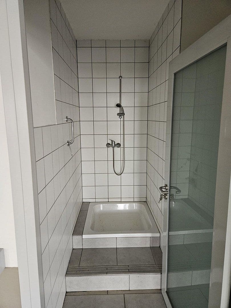 Pronájem nebytového prostoru 431 m², An der Steinert 7, Lüdenscheid, Severní Porýní-Vestfálsko Pronájem nebytového prostoru 431 m², An der Steinert 7, Lüdenscheid, Severní Porýní-Vestfálsko