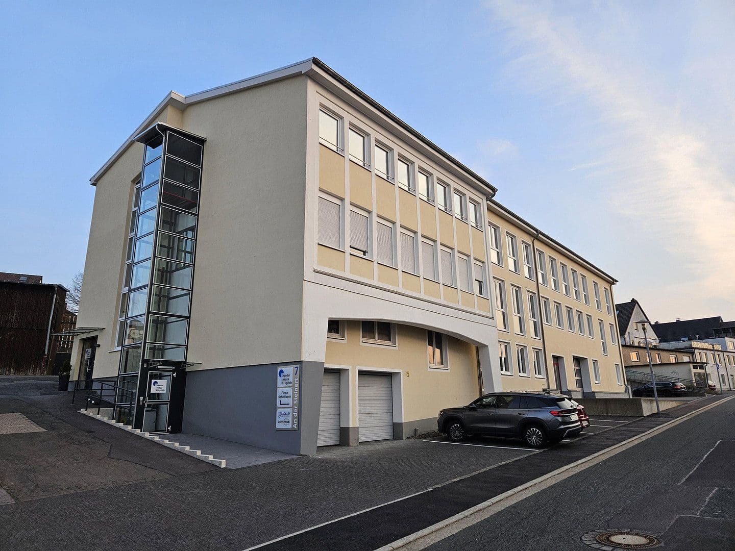 Pronájem nebytového prostoru 431 m², An der Steinert 7, Lüdenscheid, Severní Porýní-Vestfálsko Pronájem nebytového prostoru 431 m², An der Steinert 7, Lüdenscheid, Severní Porýní-Vestfálsko