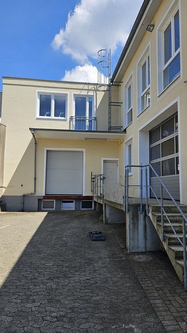 Pronájem nebytového prostoru 431 m², An der Steinert 7, Lüdenscheid, Severní Porýní-Vestfálsko Pronájem nebytového prostoru 431 m², An der Steinert 7, Lüdenscheid, Severní Porýní-Vestfálsko